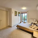 别墅 Venti Esclusiva Proprieta Con Piscina&vista