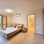 Venti Esclusiva Proprieta Con Piscina&vista 波尔佩纳泽德尔加尔达