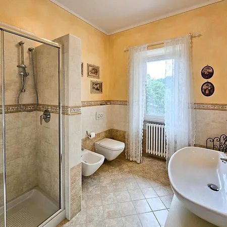 Venti Esclusiva Proprieta Con Piscina&vista