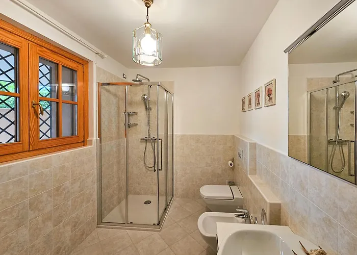 Venti Esclusiva Proprieta Con Piscina&vista *